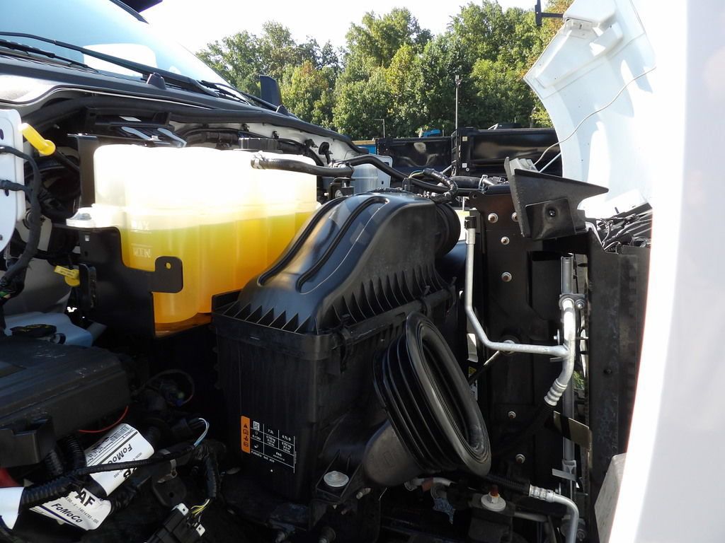 Used 2025 Ford F650 2WD Regular Cab Super Duty image 53