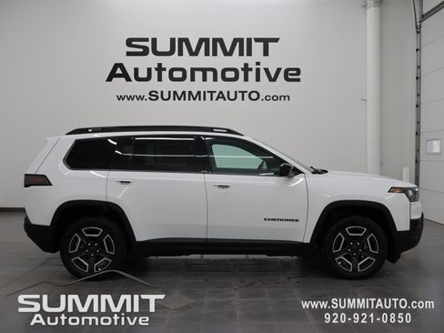 New 2026 Jeep Cherokee Limited image 1