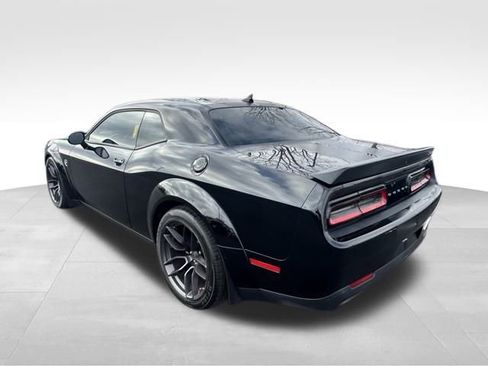 Used 2018 Dodge Challenger SRT Hellcat image 5