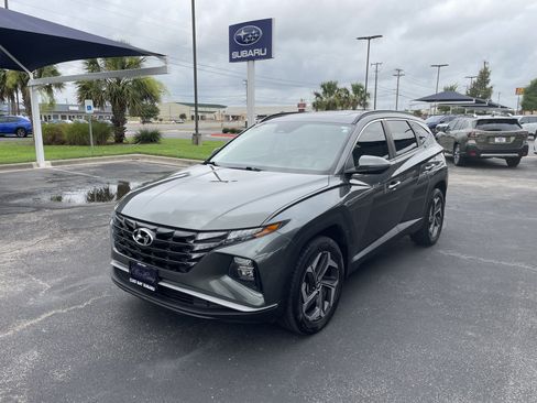 Used 2023 Hyundai Tucson SEL w/ Convenience Package AWD/4WD image 3