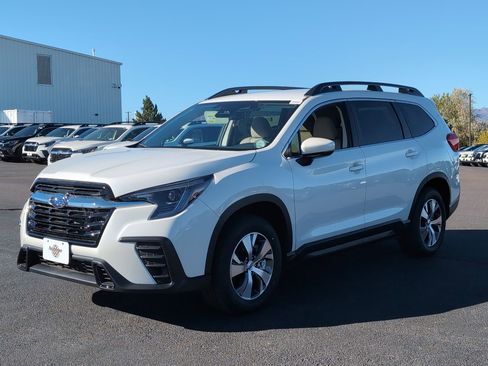 New 2025 Subaru Ascent Premium image 3