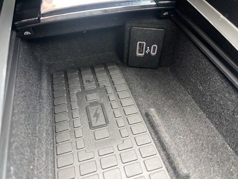 Used 2023 Lincoln Corsair AWD w/ Equipment Group 101A image 36