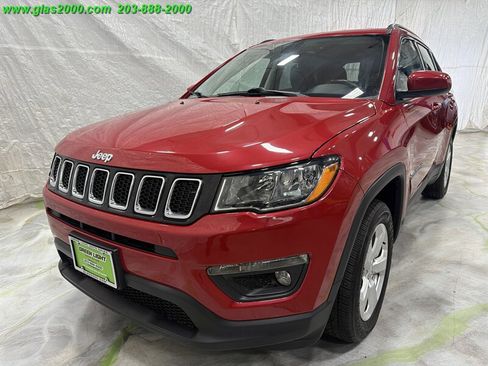 Used 2018 Jeep Compass Latitude w/ Popular Equipment Group AWD/4WD image 1
