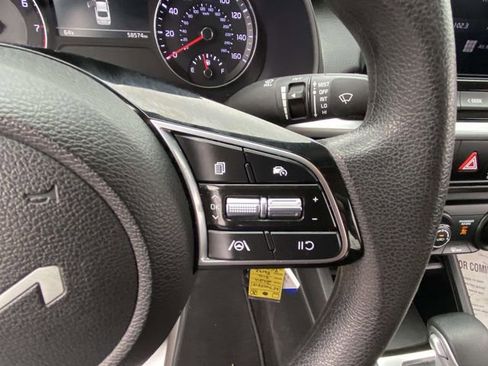 Used 2024 Kia Forte LXS image 19