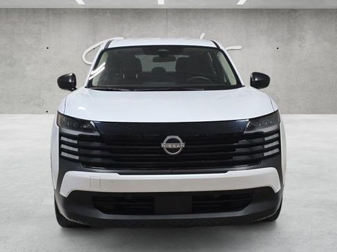 Used 2025 Nissan Kicks S FWD image 18