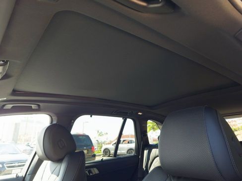 New 2026 BMW X5 xDrive50e w/ Executive Package image 16