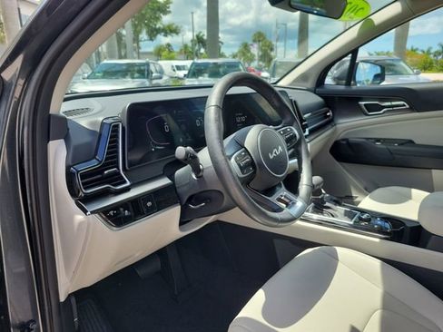 Certified 2024 Kia Sportage EX FWD image 19