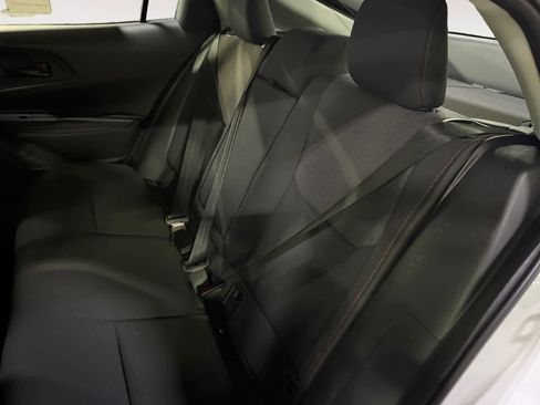 New 2026 Toyota Prius Plug-In Hybrid FWD image 17