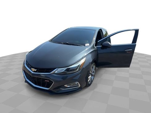 Used 2017 Chevrolet Cruze Premier FWD image 4