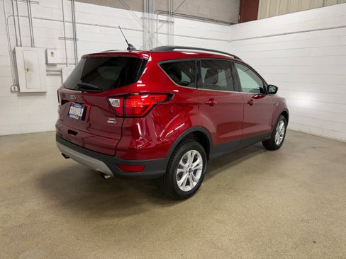 Certified 2019 Ford Escape SEL AWD/4WD image 9