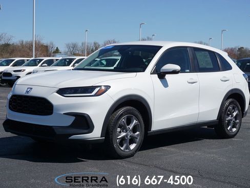 Certified 2026 Honda HR-V LX image 1