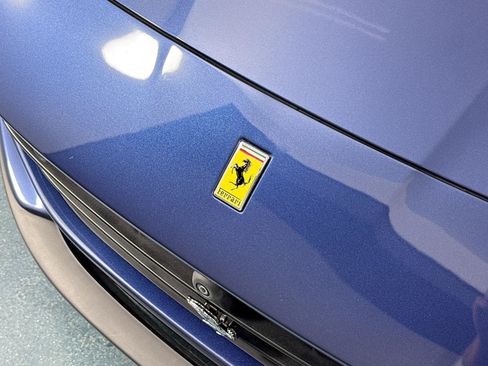 Used 2019 Ferrari Portofino RWD image 59