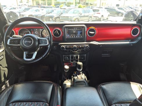 Used 2021 Jeep Gladiator Rubicon w/ Trailer Tow Package AWD/4WD image 25