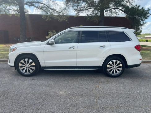 Used 2017 Mercedes-Benz GLS 450 4MATIC image 2