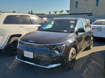 Used 2025 Kia Niro Wind w/ Wind Preserve Package