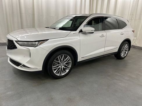 Used 2023 Acura MDX SH-AWD w/ Advance Package image 2