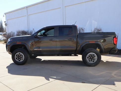 Certified 2023 GMC Canyon AT4X w/ Edition 1 image 2