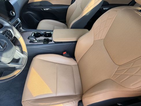 Used 2025 Lexus RX 350 Premium w/ Accessory Package (Z1) FWD image 15