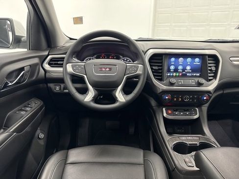 Used 2023 GMC Acadia SLT image 24
