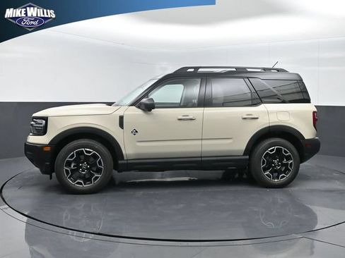 Used 2025 Ford Bronco Sport Outer Banks w/ Outer Banks Tech Package+ AWD/4WD image 4