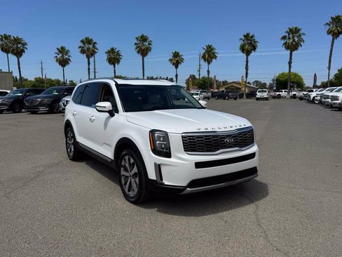 Used 2021 Kia Telluride EX w/ EX Premium Package FWD image 3