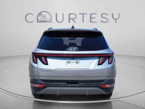 Certified 2024 Hyundai Tucson Limited FWD image 4