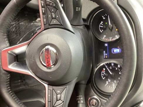 Used 2019 Nissan Rogue SV w/ Sun & Sound Touring Package image 28