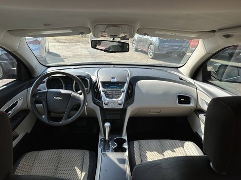 Used 2010 Chevrolet Equinox LS image 21