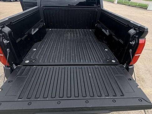 Used 2024 Toyota Tacoma SR5 AWD/4WD image 29