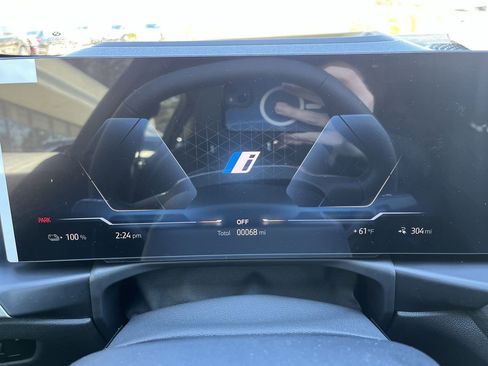 Used 2026 BMW i4 eDrive40 w/ Premium Package image 23