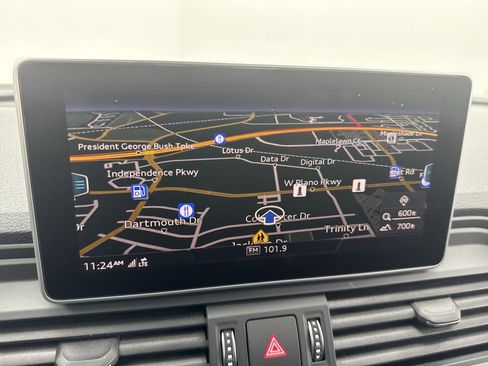 Used 2018 Audi Q5 2.0T w/ Premium Plus Package image 20