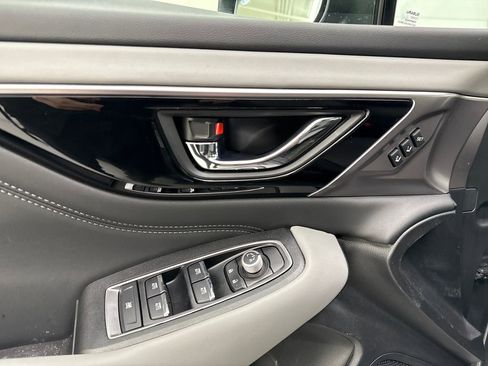 Certified 2025 Subaru Outback Limited image 12
