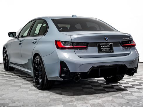 Used 2025 BMW 330i Sedan RWD image 2