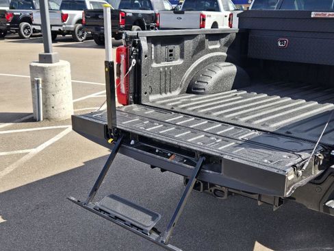 Used 2026 Ford F250 Platinum w/ Tremor Off-Road Package AWD/4WD image 48