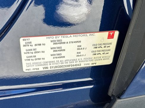 Used 2017 Tesla Model X 100D AWD/4WD image 29