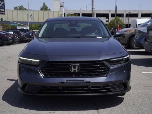 Used 2024 Honda Accord Touring image 6
