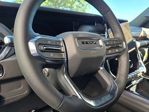 New 2026 GMC Yukon Denali AWD/4WD image 12