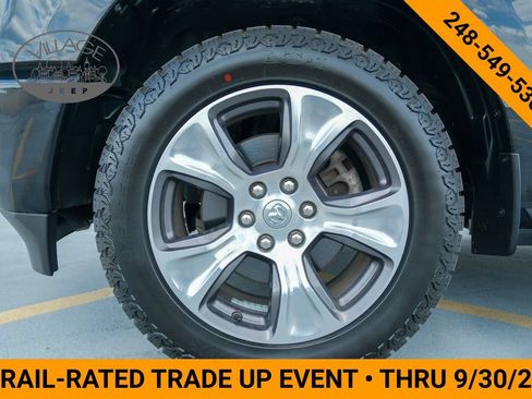 Used 2023 RAM 1500 Laramie AWD/4WD image 10