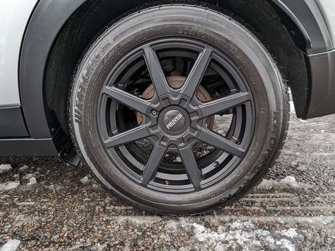 Used 2020 Nissan Kicks S image 38