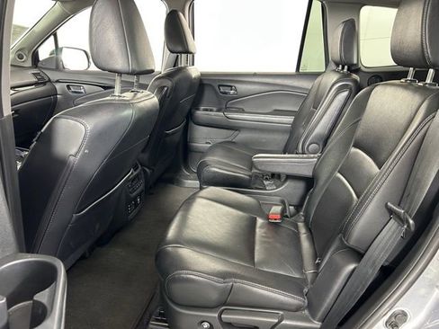 Used 2016 Honda Pilot Elite image 16