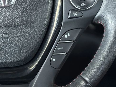 Used 2020 Honda Ridgeline Black Edition image 32