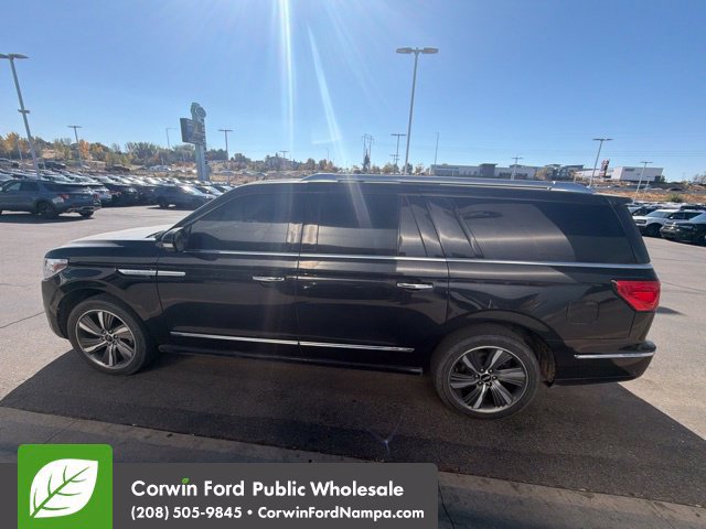 Used 2019 Lincoln Navigator L Reserve AWD/4WD image 4