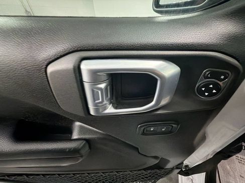 Used 2021 Jeep Wrangler Unlimited Sport AWD/4WD image 23