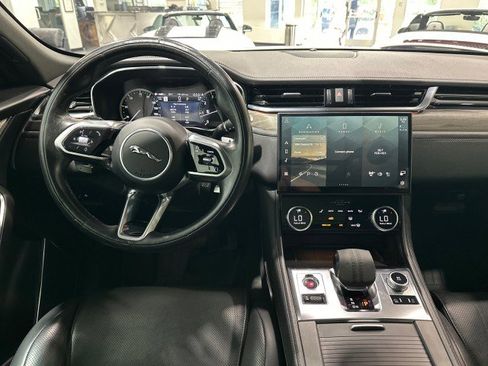 Used 2021 Jaguar F-PACE S AWD/4WD image 38