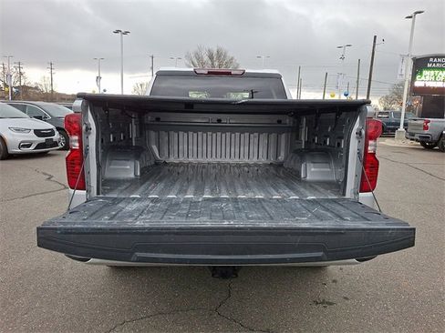 Used 2022 Chevrolet Silverado 1500 Custom image 23