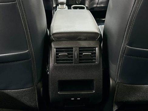 Used 2025 Mitsubishi Outlander SE FWD image 26