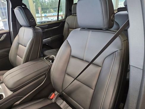 New 2026 GMC Acadia Elevation w/ Elevation Premium Package AWD/4WD image 14