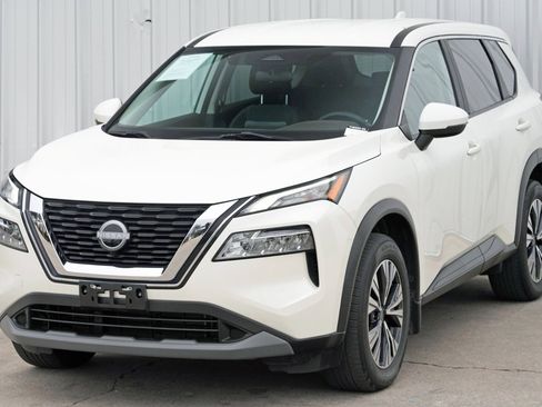 Used 2023 Nissan Rogue SV FWD image 42