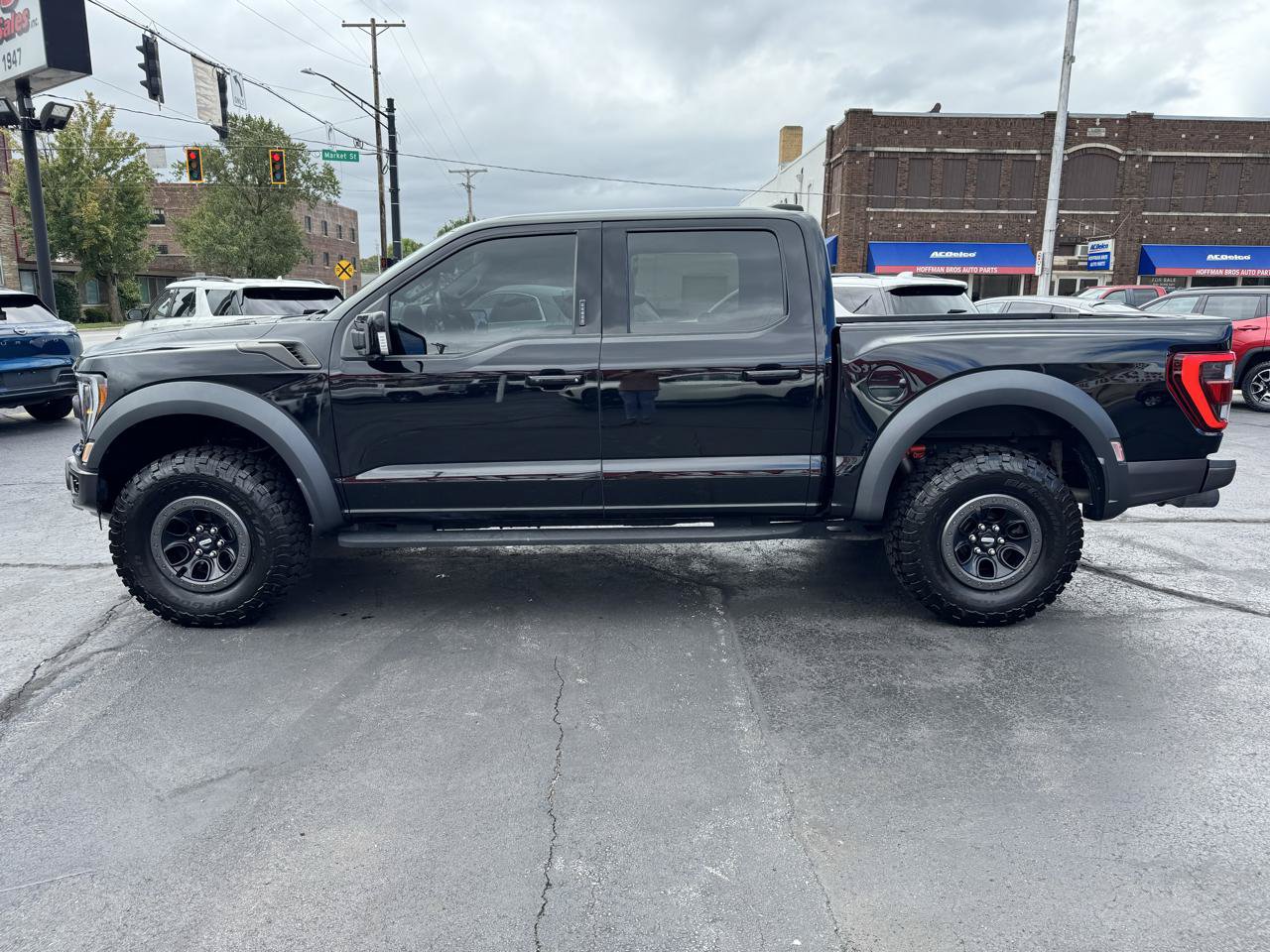 Used 2021 Ford F150 Raptor w/ Equipment Group 801A High AWD/4WD image 11