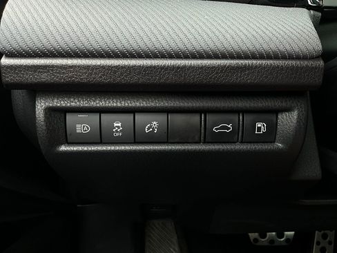 Used 2025 Toyota Camry SE image 22